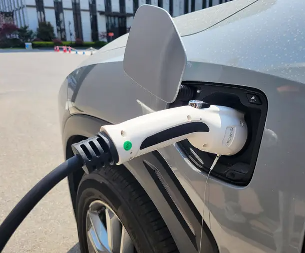 How to do the leak test for electric vehicle charging gun?